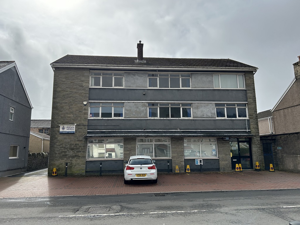 External view of the front entrance to police station